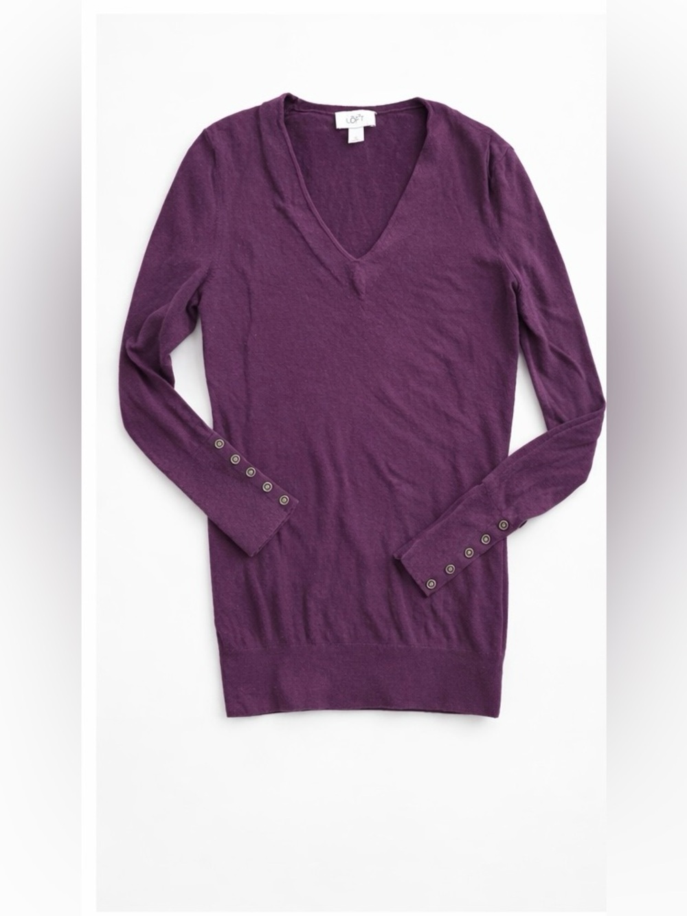 LOFT Ann Taylor Purple V-Neck Sweater Size M Button Sleeve Lightweight Knit